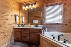 Cabane en rondins avec bain à remous! Caribou Canyon Lodge! - Image 3