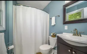 Family Friendly Lakefront Home - Image 5