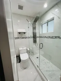 Such as house with heated pool, near to parks and lakes - Image 4