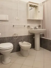 Casa Stefano in the heart of the historical center of Dolcedo - Image 2