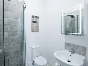luxuary 2 bedroom apartment 3 - No Parking - Image 4