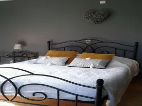 Spacious Cottage with Private Garden in Ardennes - Image 5