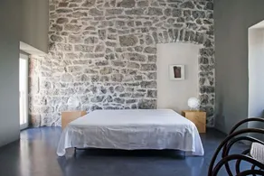 Spacious stone house in a wonderful natural park - Image 2