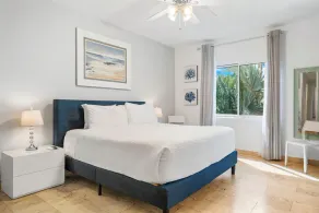 Stunning NEW Condo at Eagle Beach! Great Amenities - Image 5