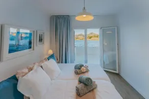 TRANQUILITY, REST AND RELAXATION BY THE SEA.  IN WINTER CENTRAL HEATING - Image 5