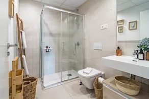 LME3BB - Modern flat with a stunning 50 m² terrace - Image 4