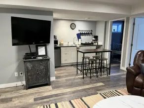 The Cedar Suite - Image 2
