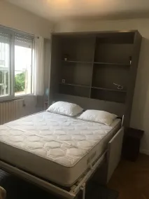 Cosy studio, close to the beach, real bed and parking - Image 4