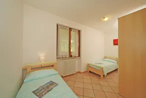 Luna: lake view apartment  with two bedrooms - Image 4