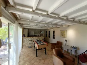 I Provence ejendom bestående af 2 huse med 15+ senge og swimmingpool - Image 3