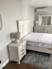 Ny opvarmet pool med Cabana, smukt og rummeligt opdateret hus på bugten! - Image 4