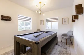 NEW BUILD! Luxury 3 Bedroom / 2 Bathroom Private Clean Home - MIAMI☀️🏝 - Image 5