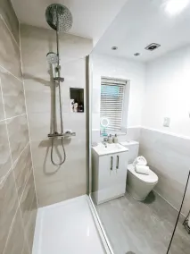 Lodge-Salle de bain privée-Vue sur Parc - Image 3