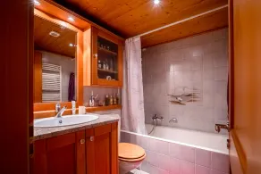 Nice flat with a balcony, near the sport center. - Image 2
