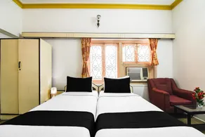 Deluxeharry Guest House - Image 5