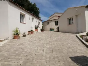 Appart-hôtel-piscine - Image 5