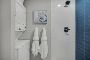 Oceanfront Condo with Shared Pool & Seasonal Beach Service Rentals - Image 5