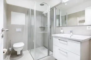 Tolles 1-zimmer-apartment in Zentraler und Außergewöhnlicher Hafenlage Wismars - Image 4