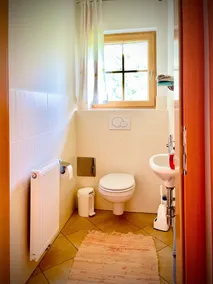 Apartamento 'Haus Rosenheim' com vista para a montanha, varanda e acesso Wi-Fi - Image 3