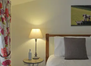 Modern Barn Conversion, 3 bedrooms - Image 5