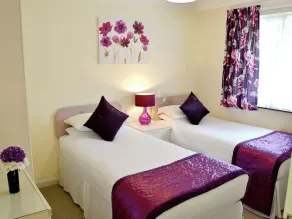 3 bedroom accommodation in Liskeard - Image 4