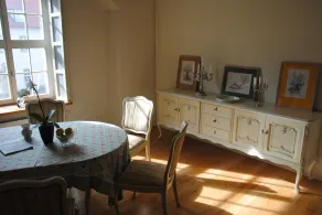 Fabulous apartment in the east wing of the historical castle Wiesenburg - Image 4