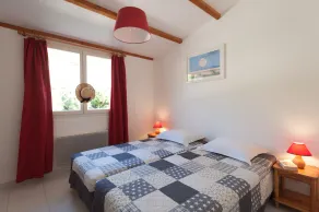 Villa Classic 3 bedrooms - Santa Giulia - Residence with heated pool - Image 3