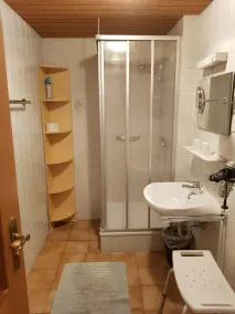 Apartment lip loan for 1-3 people - Image 4