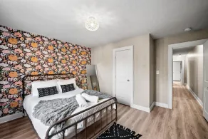 Stylish 5BRs Next to Expo Center & Near Stadium,2 Free parking - Image 5
