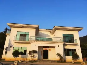 One House - Image 4