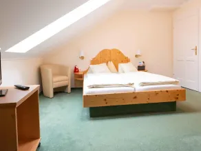 Double room with breakfast - Landhotel Pacher - Image 3