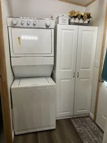 Beautifully Remodeled 2Bed/2Ba in Willow Valley with Lots of Parking - Image 2