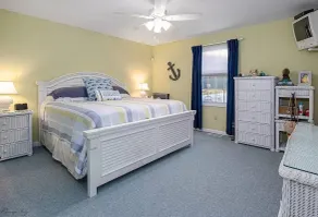Desirable Wildwood Crest, 5 Minute Walk to Beach, Close Drive to Cape May +More - Image 5