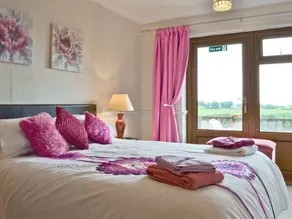 4 chambres à coucher à Huthwaite, near Sutton-in-Ashfield - Image 5