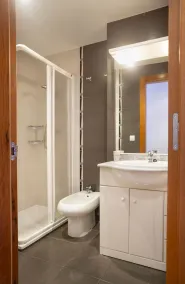 Apartment Center 2 Ports - Image 3