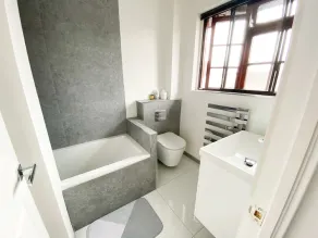 Harbourside House Holiday Home - Image 5