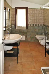 Villa in San Pietro near White Sand Beach - Image 3
