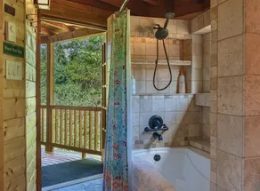 Luxury Retreat Yurt at Brigadoon - Image 3