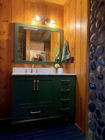 Lorelei of the Lake - Charming Cabin & Guest Cabin on the Shore of Lake Superior - Image 3