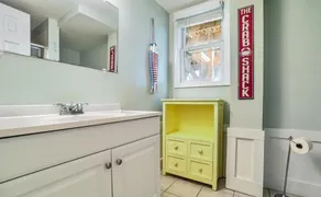 Changes In Latitude home - Image 4