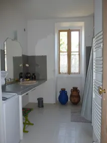 Granja de pueblo con jardín y terraza, tranquilo y auténtico - Image 3