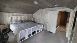 Entire Home - 4 Bedroom - Sleeps 10 Canandaigua - Steps Off Main St / Downtown - Image 4
