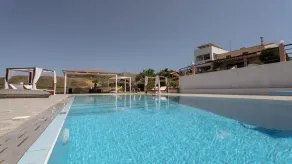 4-Bedroom Hillside Home with 50sqm Private Pool, amazing seaviews, only 10min to town! - Image 4