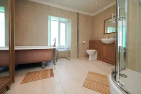 A Charming cottage in the Heart of Laugharne - Image 4