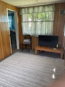 Enchanting cottage in private lake community - Image 2