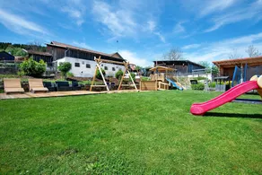 Chalet 'Bergchalet 1' con piscina privata, terrazza privata e Wi-Fi - Image 4