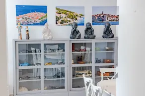 Suartini Apartmani Račišće - Image 2