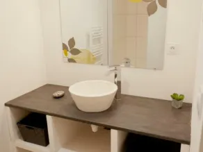 Renovated countryside cottage with pets allowed - Image 2