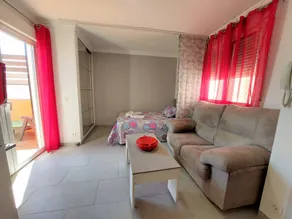 Studio \"Lola\", avec vue sur les montagnes, terrasse privée, climatisation et Wi-Fi. - Image 3