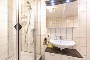 Apartamento 'Alb Rose Ferienwohnung' com terraço privado, jardim partilhado e acesso Wi-Fi - Image 5
